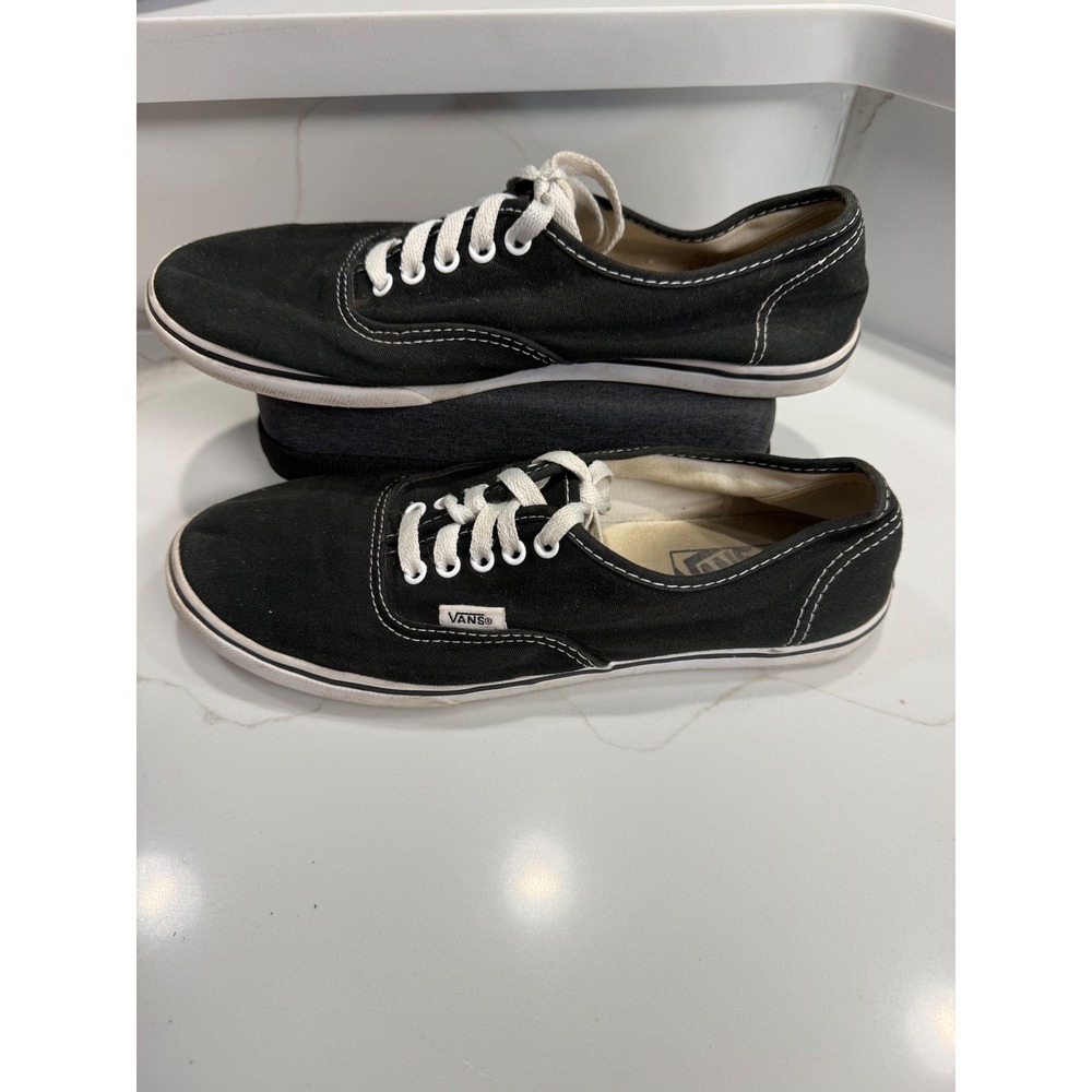 Vans Authentic Lo Pro Black White Canvas Sneakers Men 7 Women 8.5 VN-0W4NDVJ